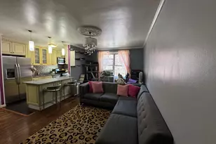 34-15 74th St., New York City, NY 11372 - Photo 7