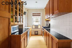 150 E 49th St, New York City, NY 10017 - Photo 3