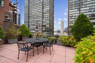 10 Mitchell Pl, New York City, NY 10017 - Photo 13