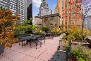 10 Mitchell Pl, New York City, NY 10017 - Photo 11