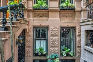 138 W 82 St, New York City, NY 10024 - Photo 3