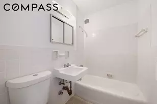 201 W 21st St, New York City, NY 10011 - Photo 9