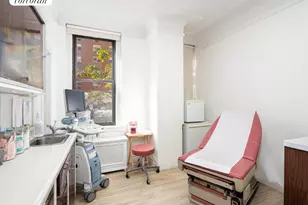 1160 Park Ave, New York City, NY 10128 - Photo 5