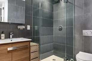 356 W 48th St, New York City, NY 10036 - Photo 9