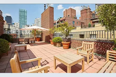14 Sutton Place S #8G, New York City, NY 10022 - Photo 9
