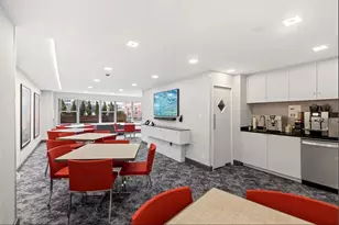 360 E 72nd St, New York City, NY 10021 - Photo 21