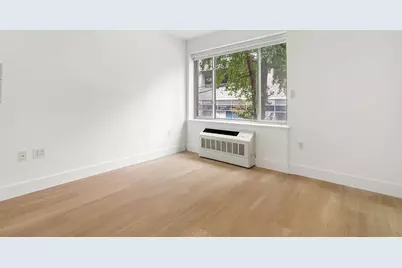 47-05 5th Street #202, Long Island City, NY 11101 - Photo 7