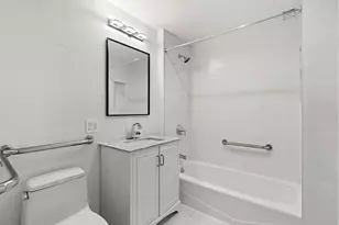 5-18 51st Ave, New York City, NY 11101 - Photo 23