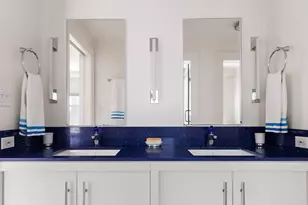 360 E 72nd St, New York City, NY 10021 - Photo 17