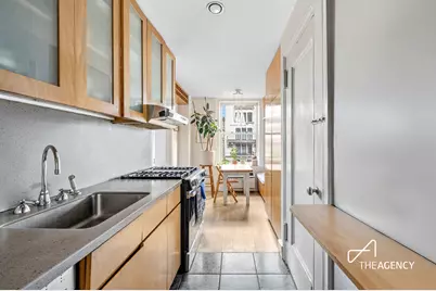 310 W 72nd Street #5F, New York City, NY 10023 - Photo 5