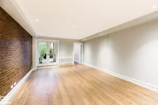 219 W 70th St, New York City, NY 10023 - Photo 3