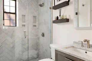 270 W 11th St, New York City, NY 10014 - Photo 5