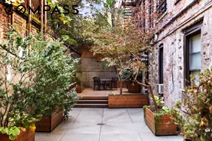 270 W 11th St, New York City, NY 10014 - Photo 7