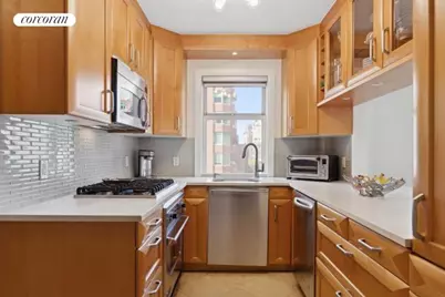 200 E 78th Street #11DE, New York City, NY 10075 - Photo 5