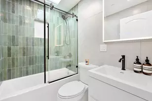 952A Greene Ave, New York City, NY 11221 - Photo 23