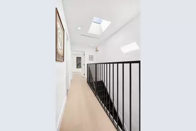 952A Greene Avenue, New York City, NY 11221 - Photo 19