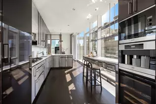 20 W 53rd St, New York, NY 10019 - Photo 5