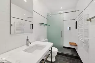 260 W Broadway, New York City, NY 10013 - Photo 11