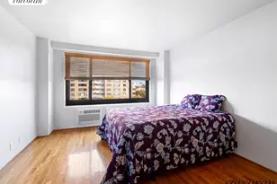 185 Hall St, New York City, NY 11205 - Photo 3