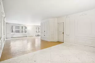 30 E 62nd St, New York City, NY 10065 - Photo 1