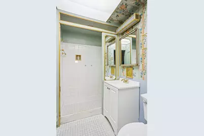 30 E 62nd Street #2F, New York City, NY 10065 - Photo 9