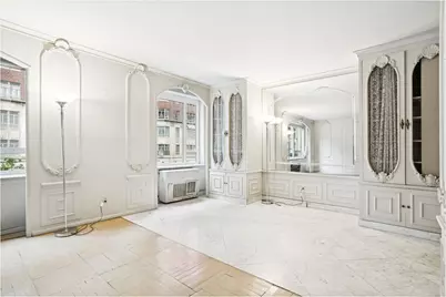 30 E 62nd Street #2F, New York City, NY 10065 - Photo 7