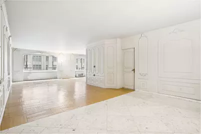 30 E 62nd Street #2F, New York City, NY 10065 - Photo 5