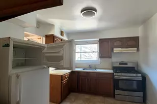 137-17 160th St, New York City, NY 11434 - Photo 25