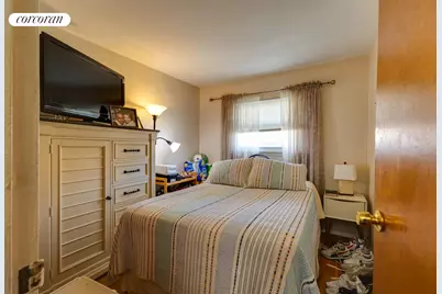 137-17 160th Street, New York City, NY 11434 - Photo 11