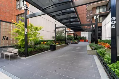 304 E 65th Street #9C, New York City, NY 10065 - Photo 17