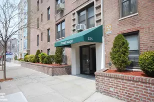 525 W 235th St, New York City, NY 10463 - Photo 9