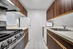 414 W 54th St, New York City, NY 10019 - Photo 5