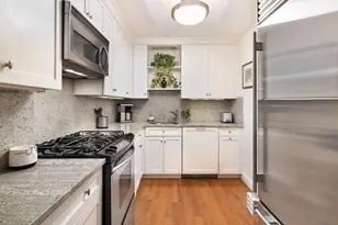 15 W 72nd St, New York City, NY 10023 - Photo 3