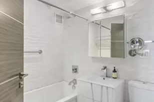 142 E 16th St, New York City, NY 10003 - Photo 7