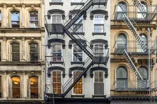 42 White St, New York City, NY 10013 - Photo 25