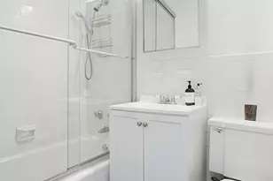 101 W 12th St, New York City, NY 10011 - Photo 7