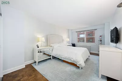 101 W 12th Street #12H, New York City, NY 10011 - Photo 5