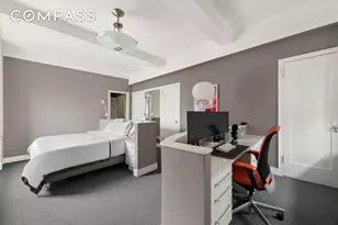 911 Park Ave, New York City, NY 10075 - Photo 9