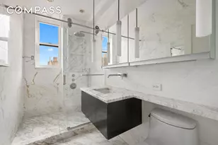 911 Park Ave, New York City, NY 10075 - Photo 13