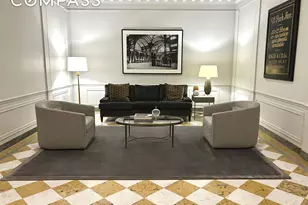 911 Park Ave, New York City, NY 10075 - Photo 15