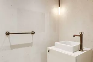 310 East 86th St, New York City, NY 10028 - Photo 17