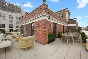 911 Park Ave, New York City, NY 10075 - Photo 7