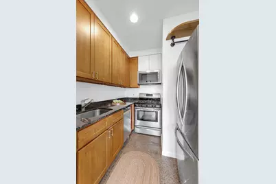 30-63 32nd Street #3-B, New York City, NY 11102 - Photo 5