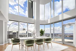 242 W 53rd St, New York, NY 10019 - Photo 3