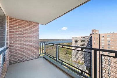 5800 Arlington Avenue #21V, New York City, NY 10471 - Photo 7