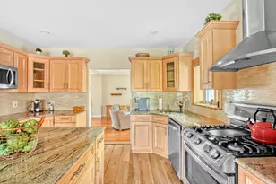 1265 86th St, New York City, NY 11228 - Photo 11