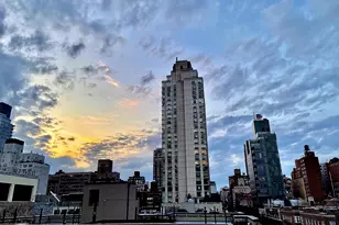 350 E 77th St, New York City, NY 10075 - Photo 5