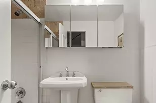 135 W 70th St, New York City, NY 10023 - Photo 7