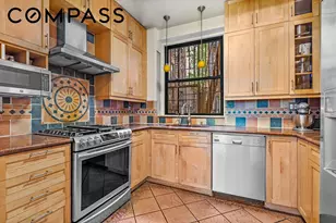 311 W 97th St, New York City, NY 10025 - Photo 13