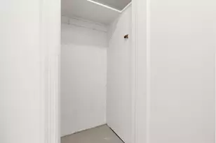 235 E 22nd St, New York City, NY 10010 - Photo 9